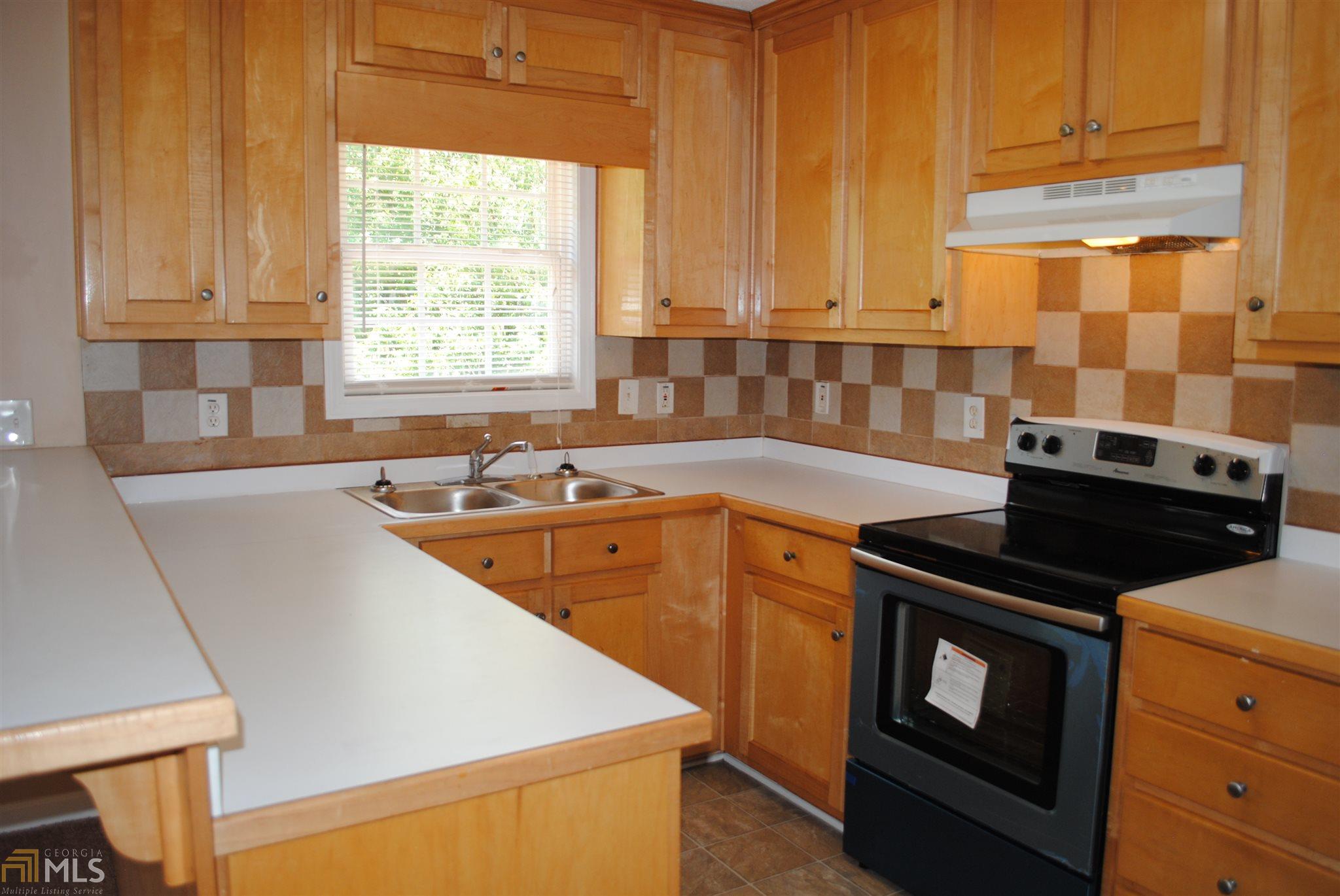 70 Heatherstone Way, Covington, GA 30016 photo 2