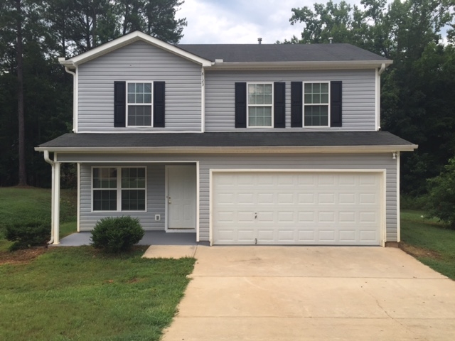 8123 Amanda Ln, Covington, GA 30014 photo 1