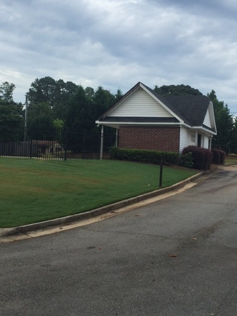8123 Amanda Ln, Covington, GA 30014 photo 7