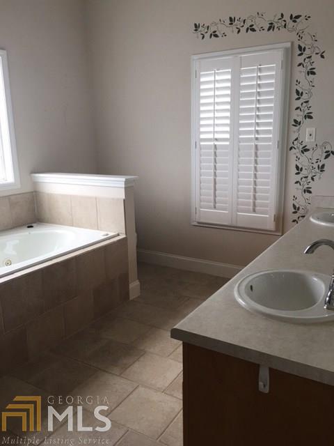 220 Caitlyn Dr, Hampton, GA 30228 photo 13