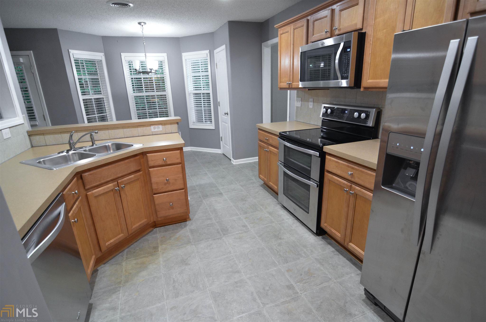 730 Moonlite Trce, Winder, GA 30680 photo 2