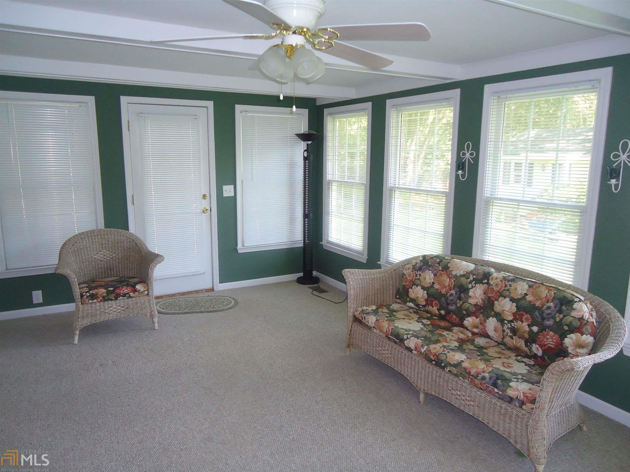 107 Shamrock Dr, Lagrange, GA 30241 photo 3