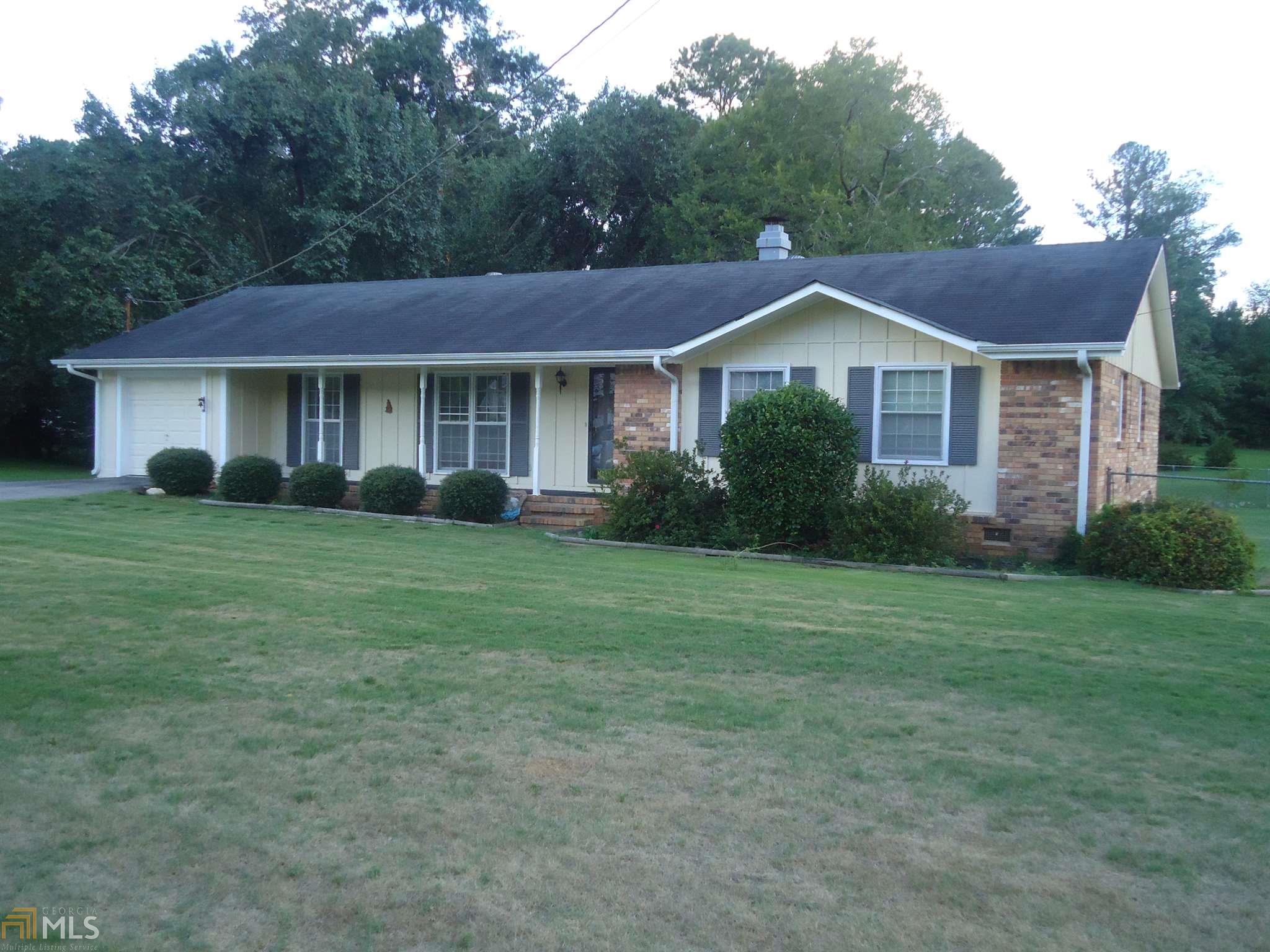 107 Shamrock Dr, Lagrange, GA 30241 photo 1
