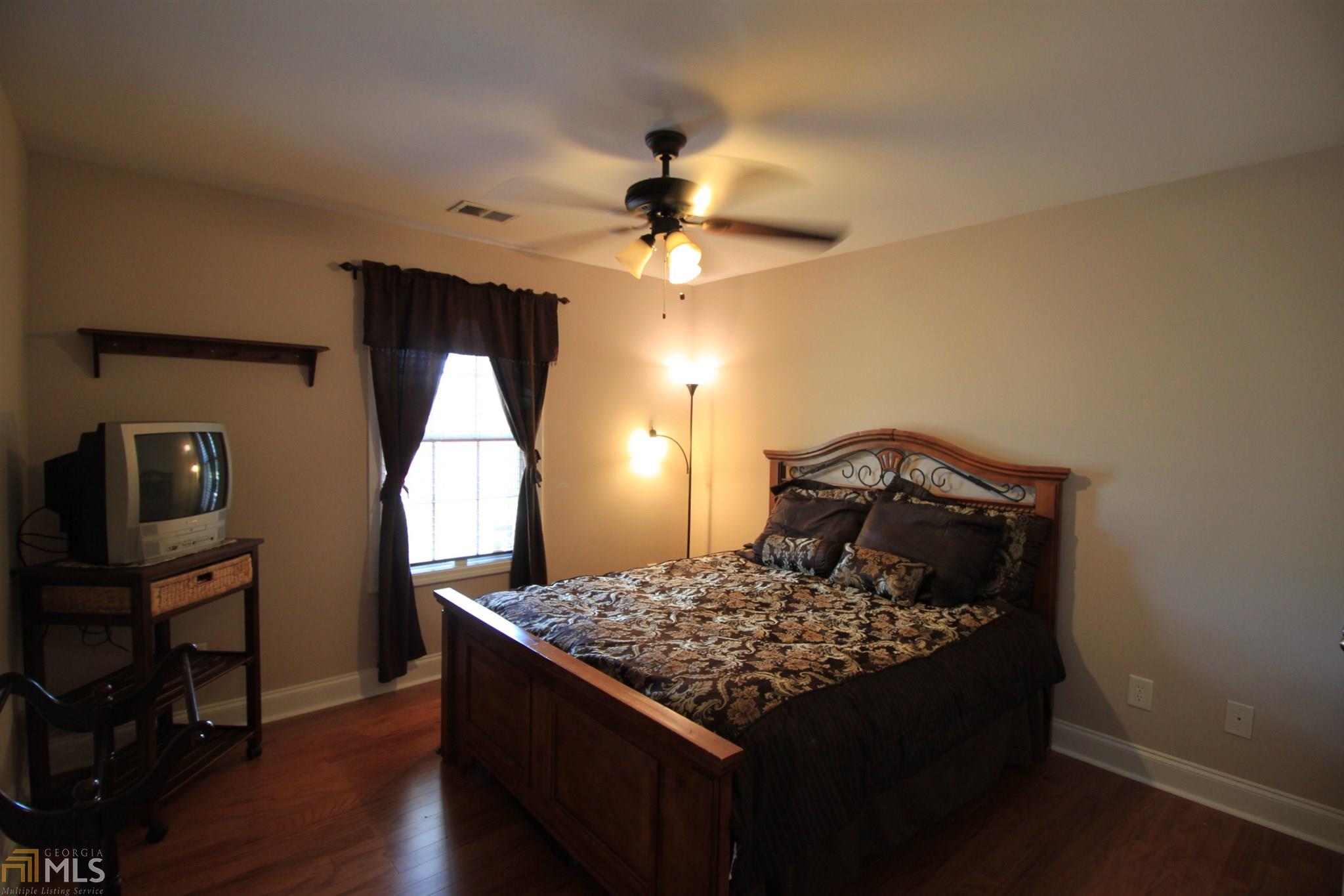 286 Middle Fork Ln, Carnesville, GA 30521 photo 13