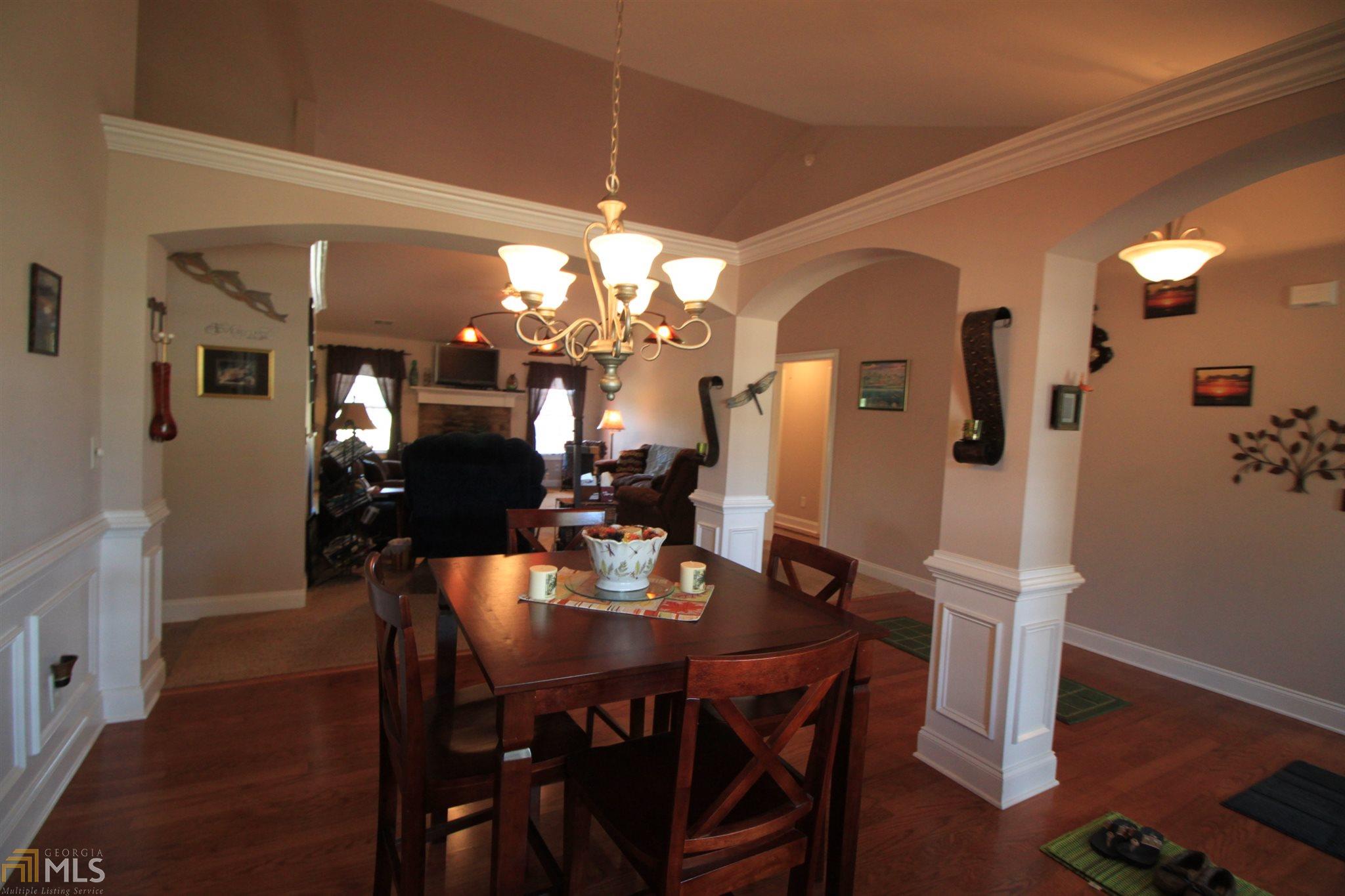 286 Middle Fork Ln, Carnesville, GA 30521 photo 6