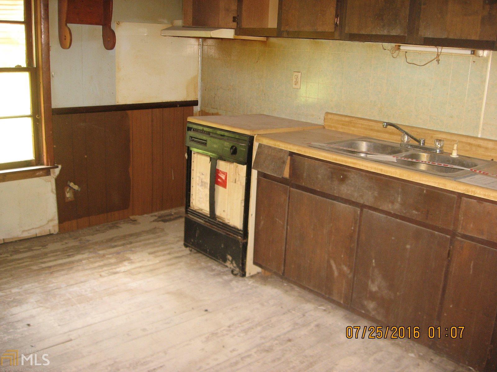 1387 E Highway 72, Comer, GA 30629 photo 5