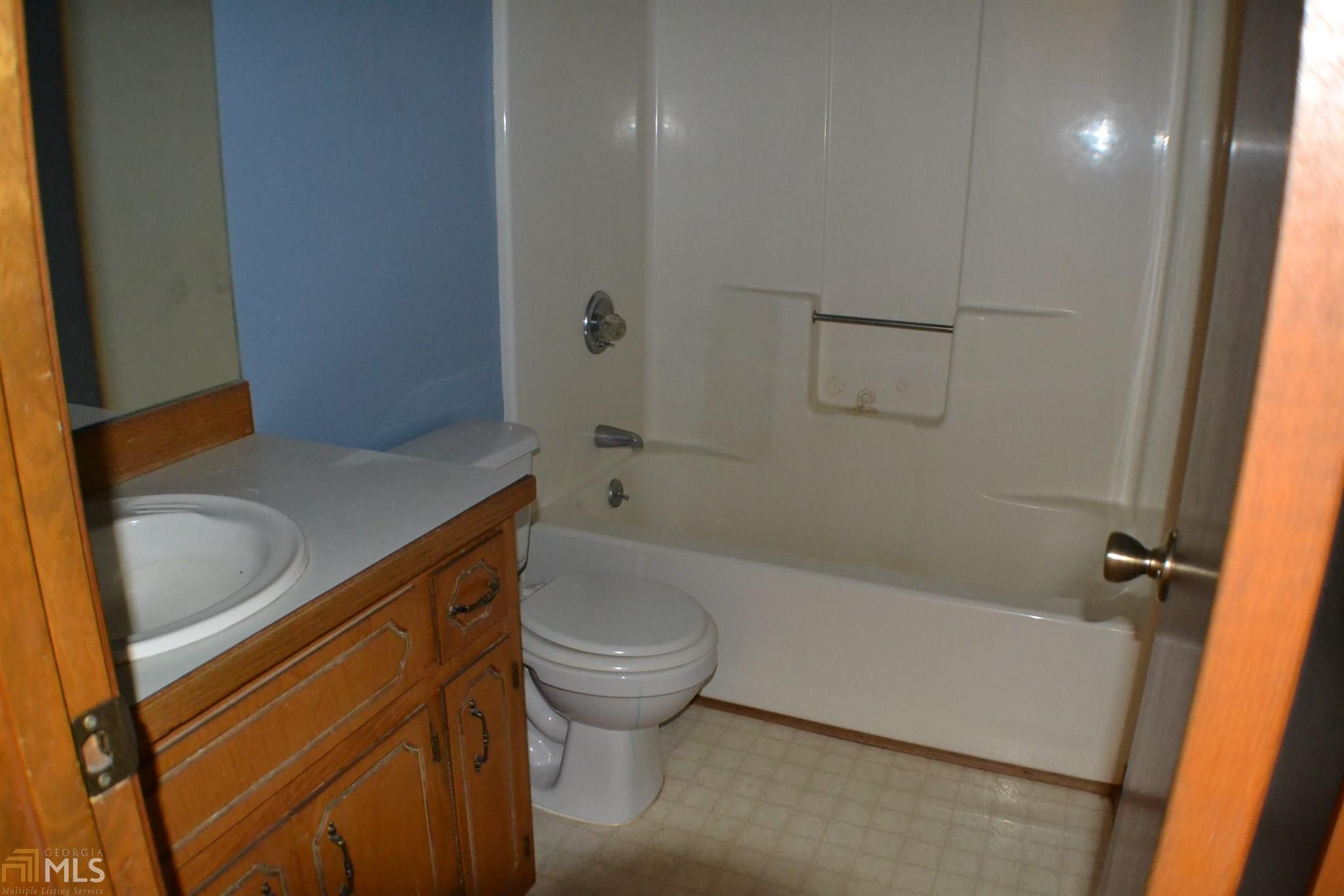 50 Oakbrook Ct, Covington, GA 30016 photo 10