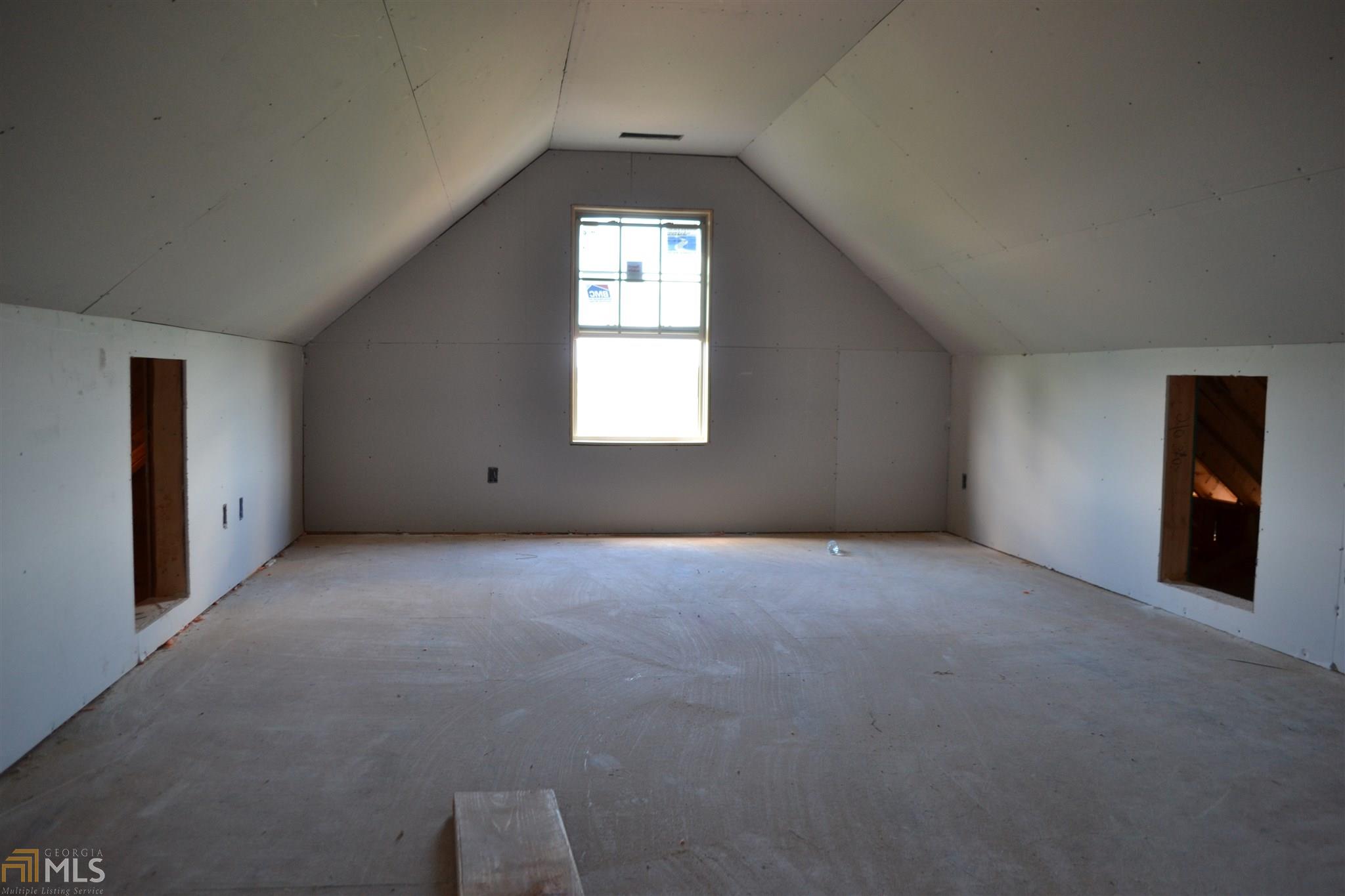 300 Barnes Rd, Jackson, GA 30233 photo 9