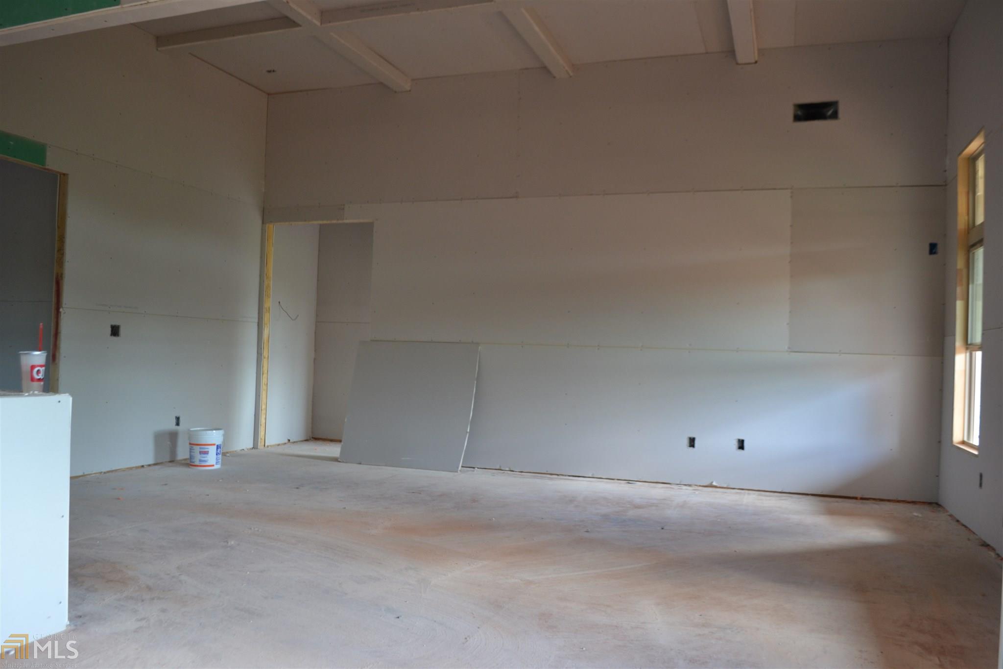 300 Barnes Rd, Jackson, GA 30233 photo 12