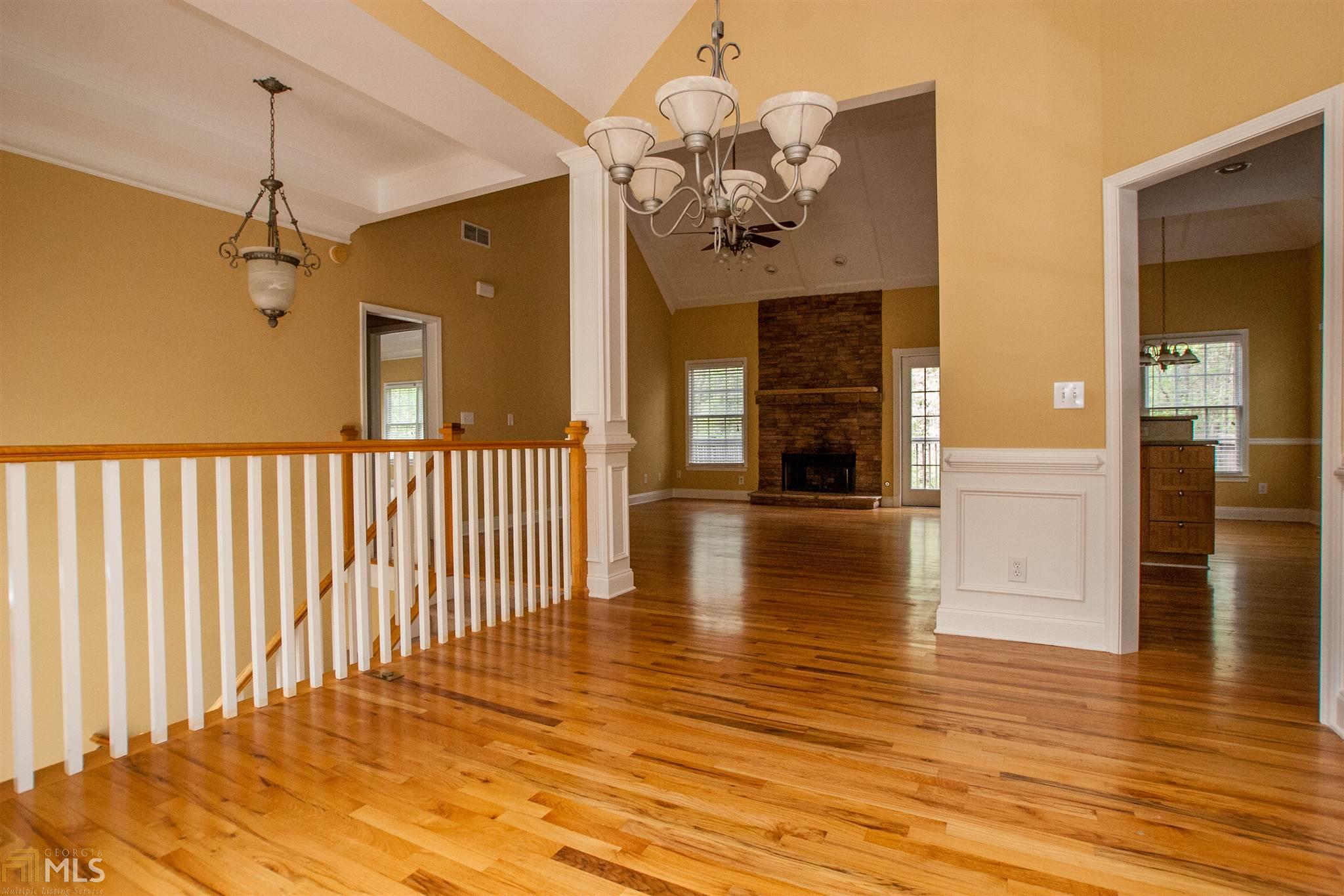 7680 Paces Ln, Gainesville, GA 30506 photo 2