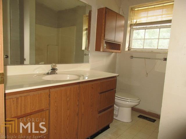 513 Bob Thomas Rd, Jackson, GA 30233 photo 9