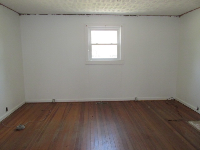206 E 7th St, West Point, GA 31833 photo 12