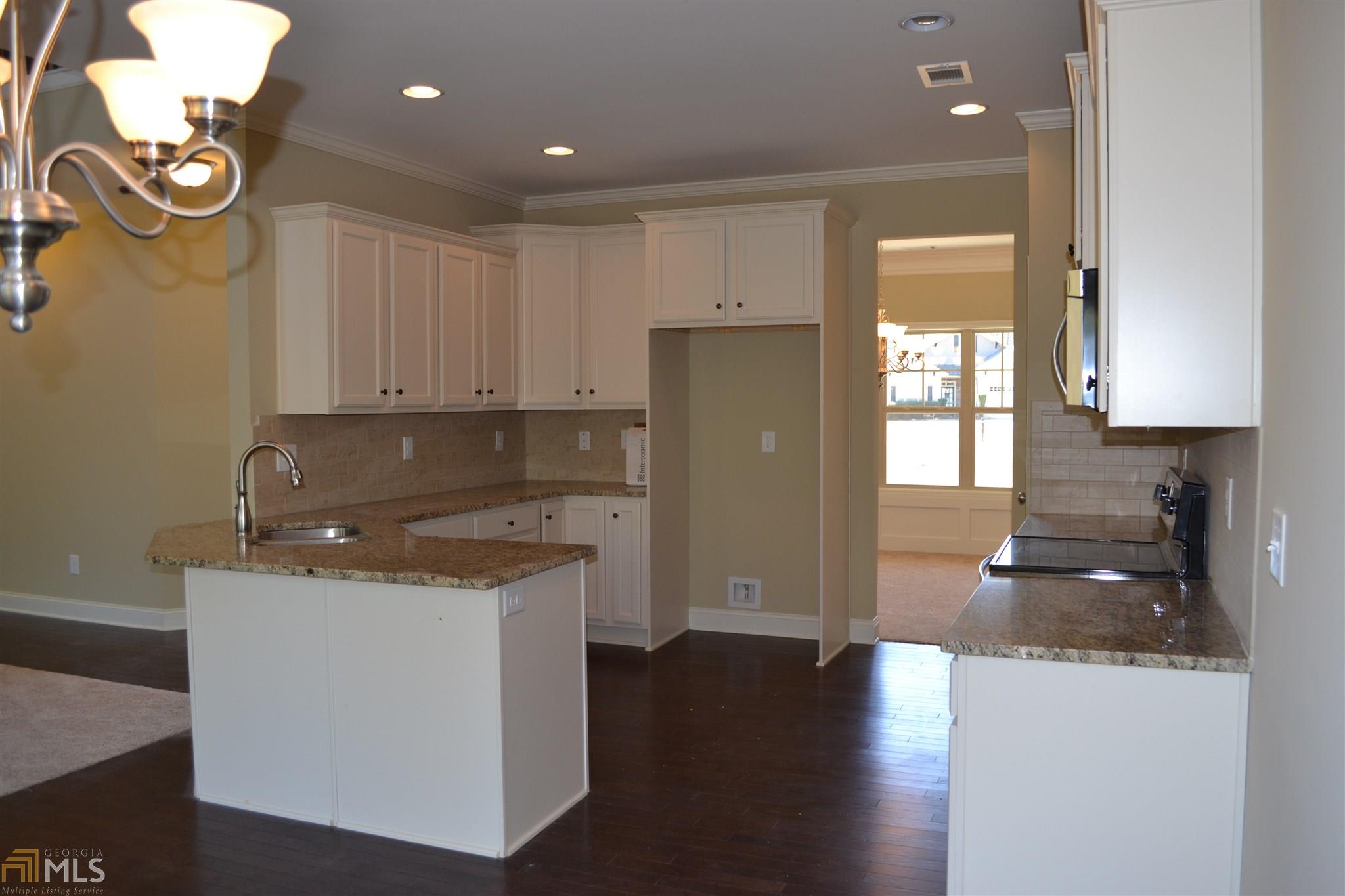 534 Cottage Loop, Pendergrass, GA 30567 photo 7
