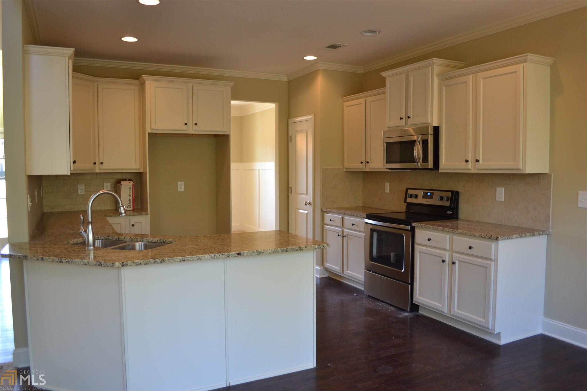 534 Cottage Loop, Pendergrass, GA 30567 photo 4