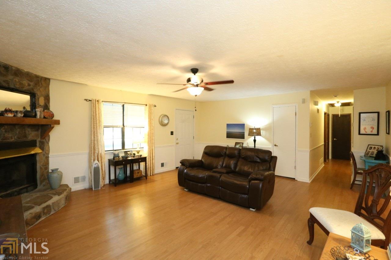103 Springview Dr, Stockbridge, GA 30281 photo 4