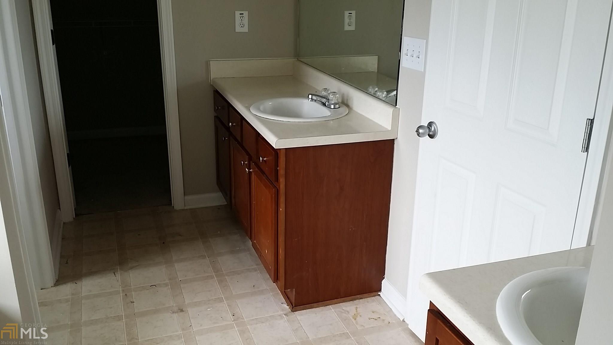 485 Limerick Way, Hampton, GA 30228 photo 6