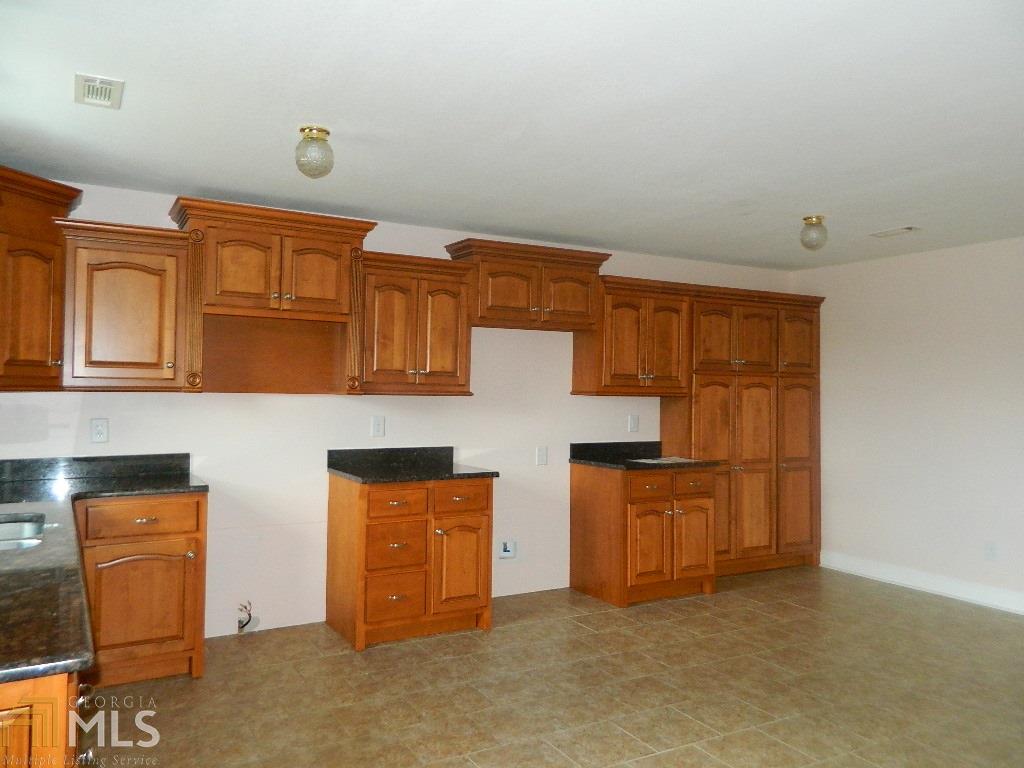 265 Brooks Rd, Jackson, GA 30233 photo 14