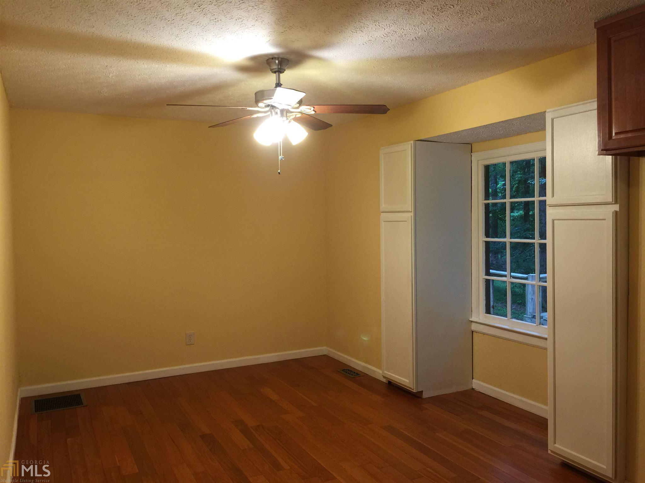 129 N Lake Dr, Lagrange, GA 30240 photo 5