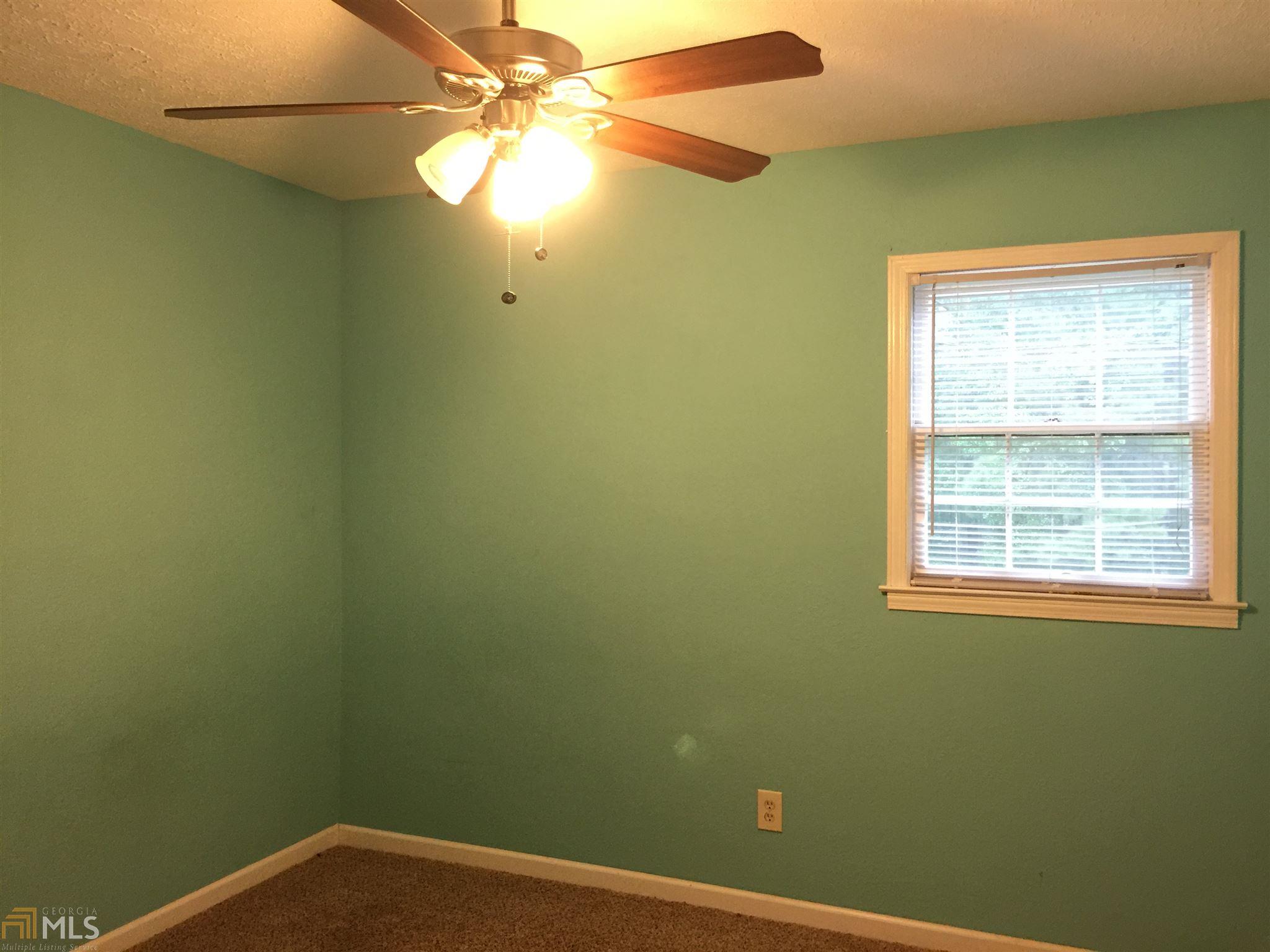 129 N Lake Dr, Lagrange, GA 30240 photo 10
