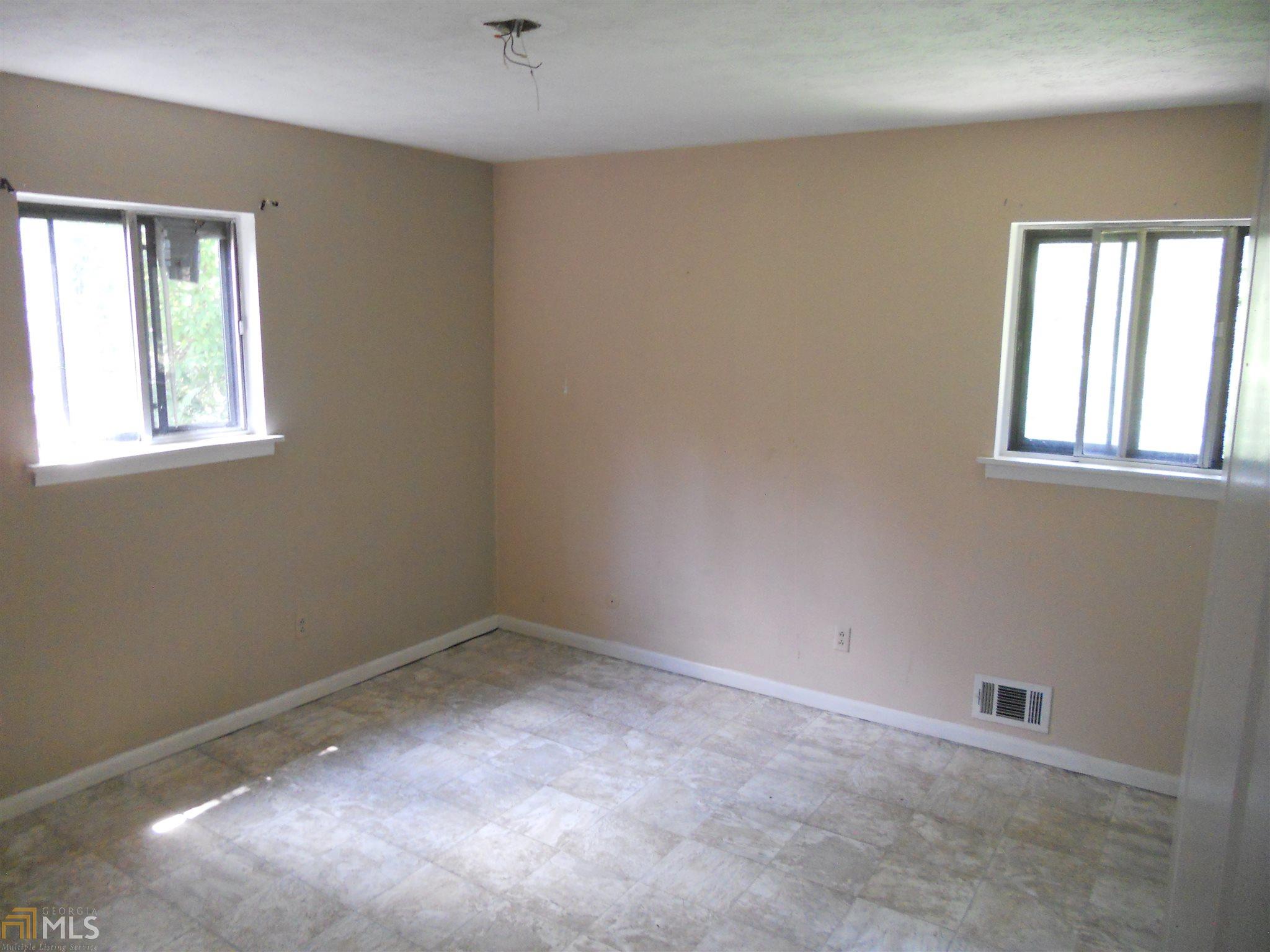 6555 King William Dr, Morrow, GA 30260 photo 12