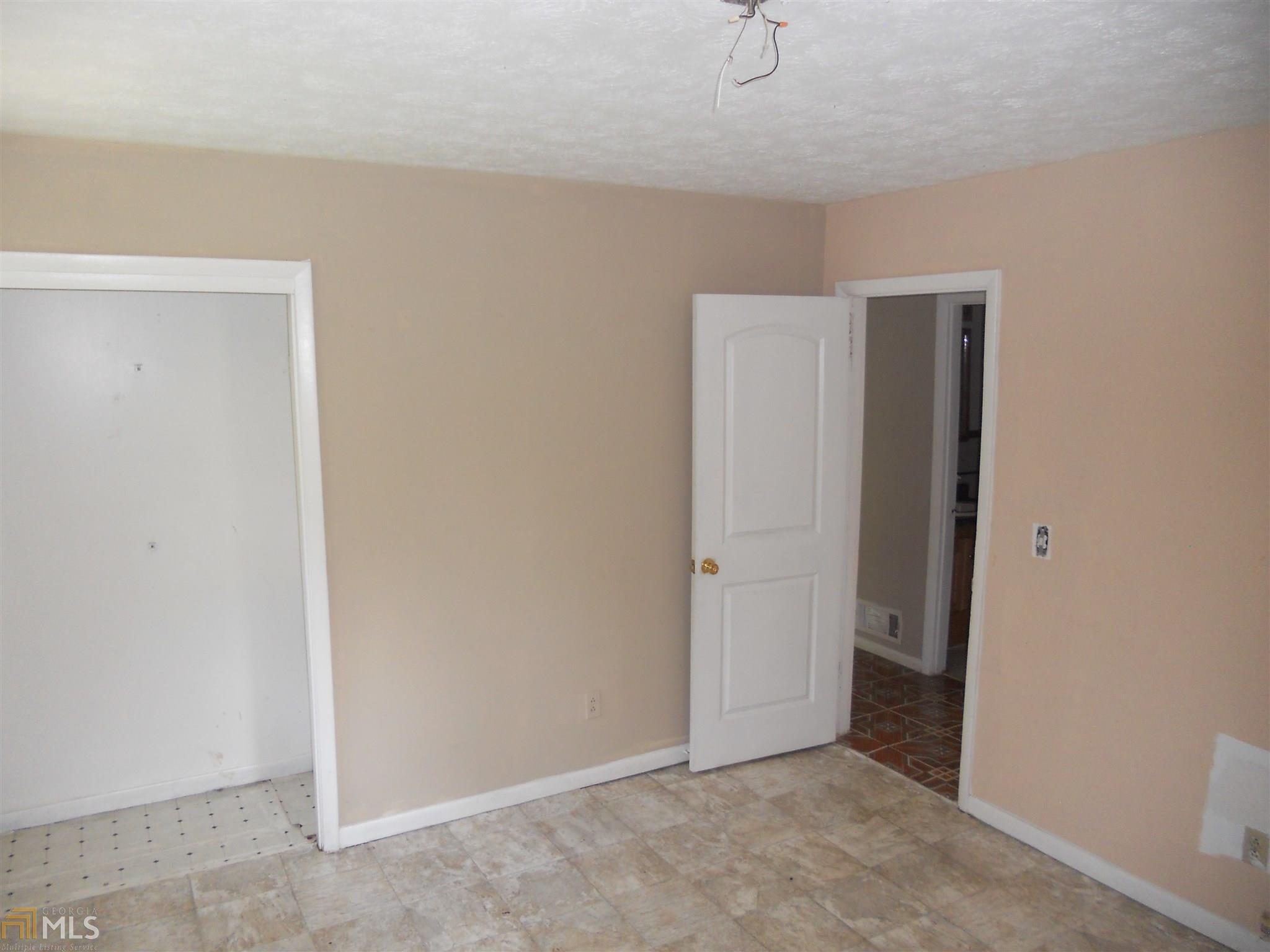 6555 King William Dr, Morrow, GA 30260 photo 13