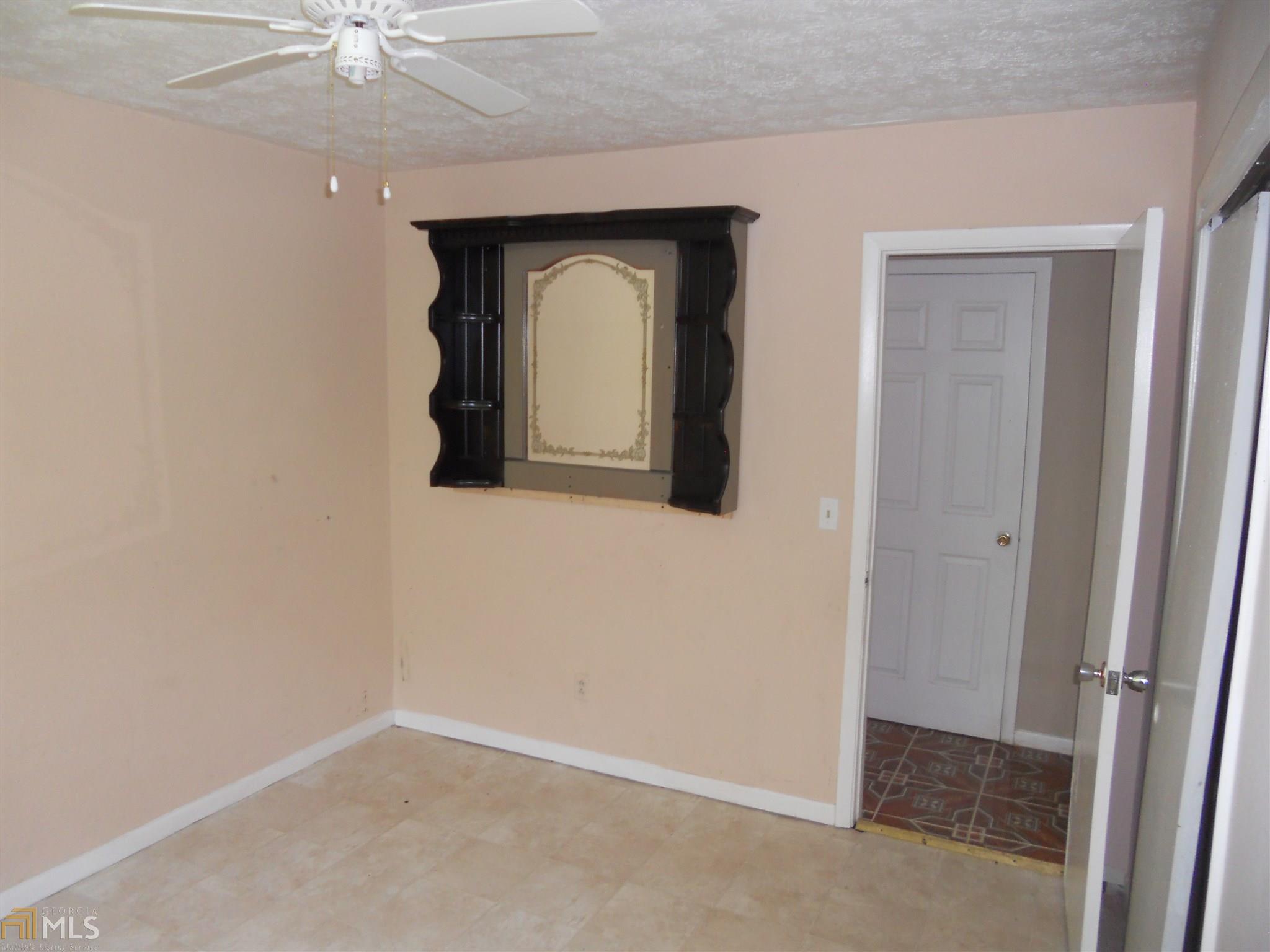 6555 King William Dr, Morrow, GA 30260 photo 9