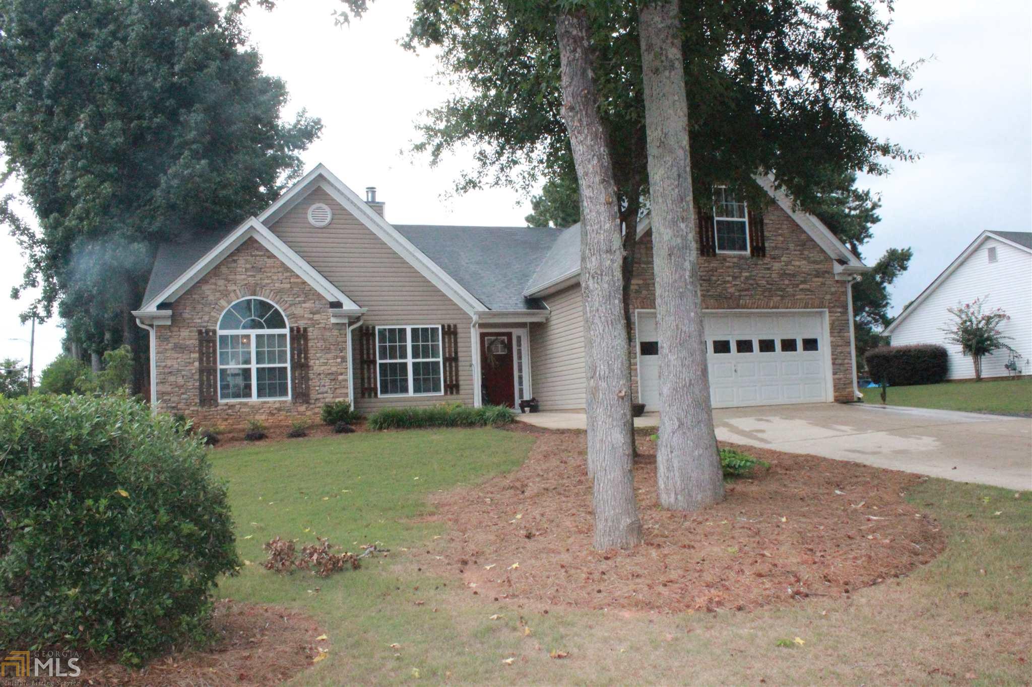 268 Sandstone Dr, Hampton, GA 30228 photo 1