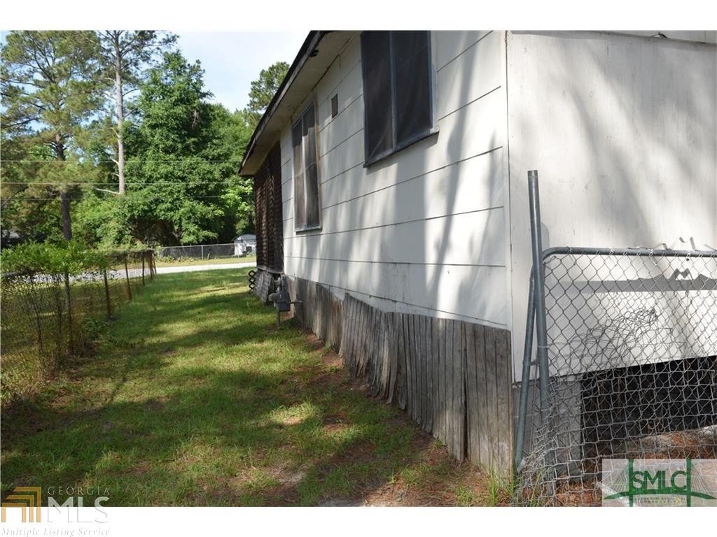 301 S Maple St, Springfield, GA 31329 photo 6