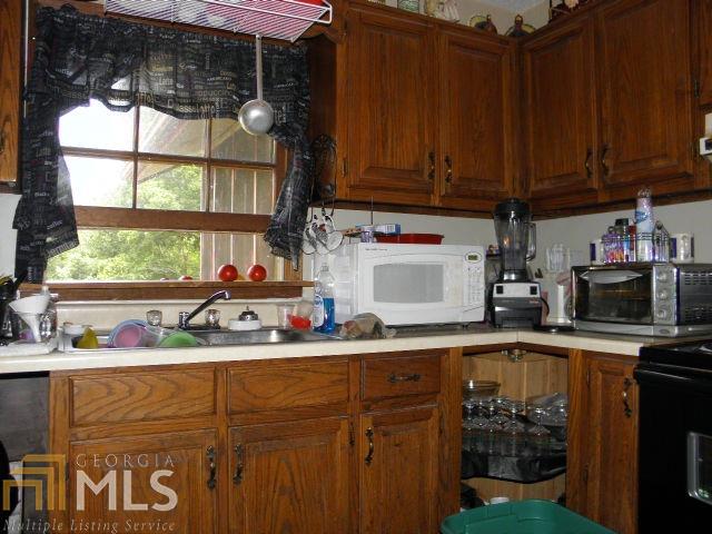 124 Quail Trl, Cornelia, GA 30531 photo 4