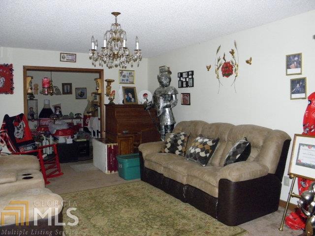 124 Quail Trl, Cornelia, GA 30531 photo 6