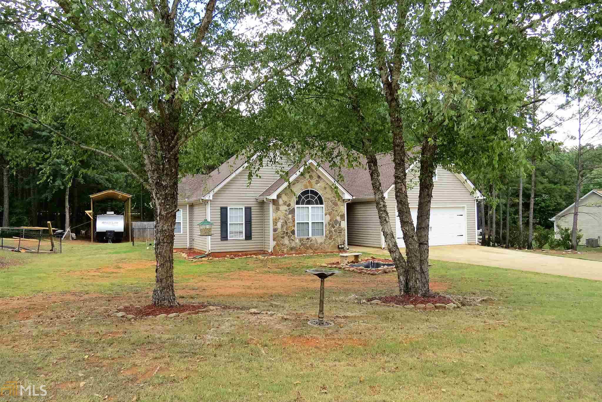 130 Chestnut Dr, Covington, GA 30016 photo 1