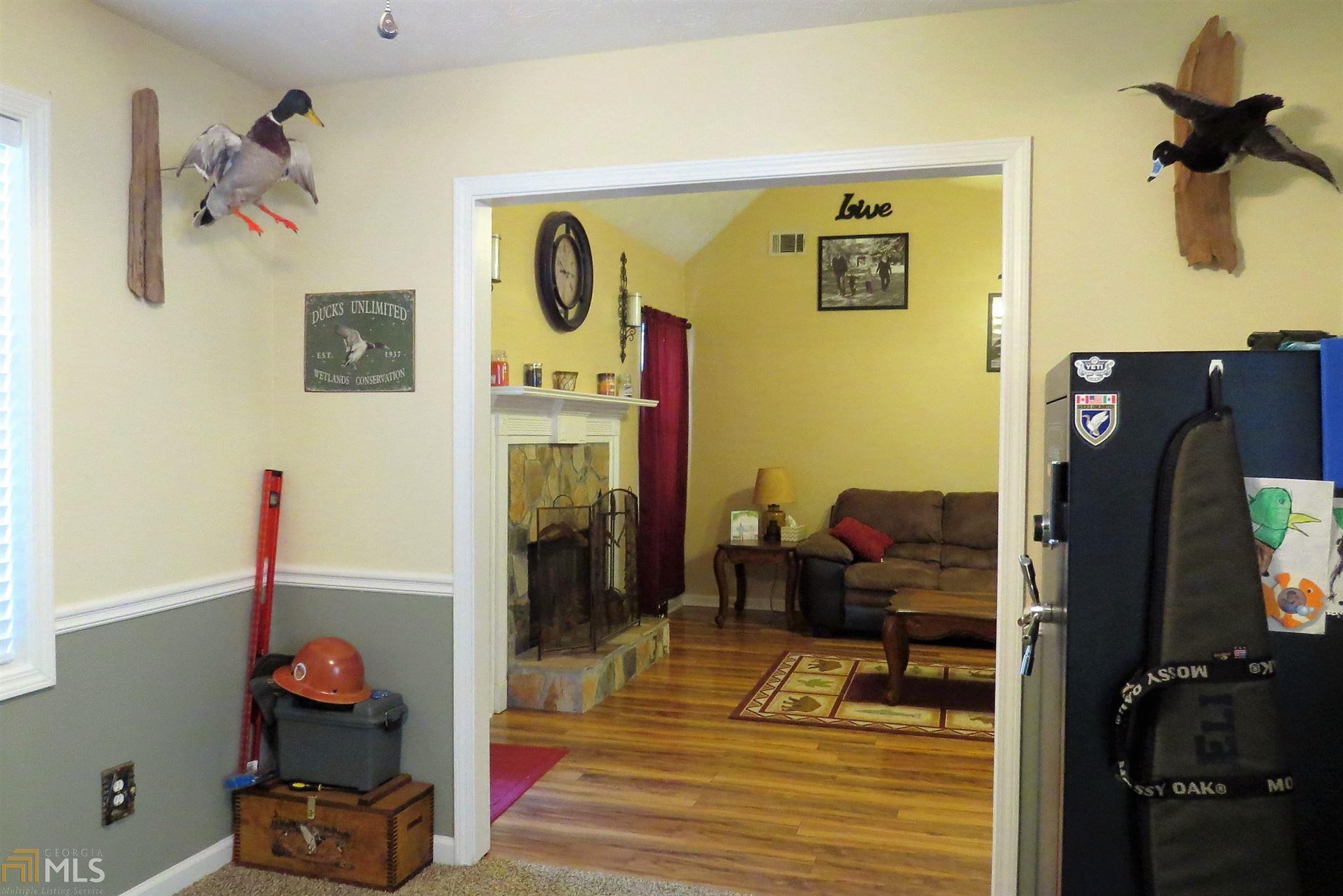 130 Chestnut Dr, Covington, GA 30016 photo 9