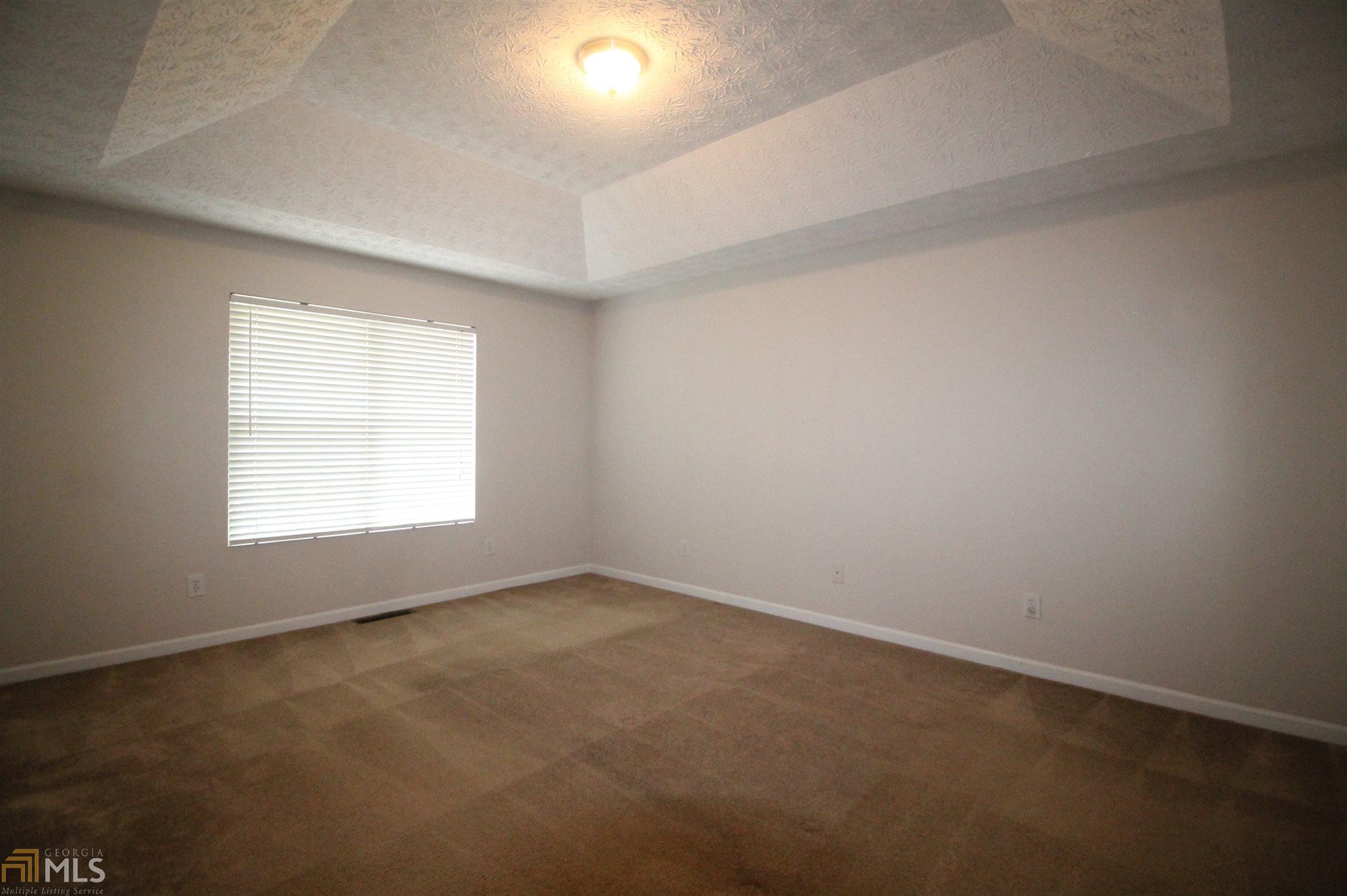 35 Valley View Dr, Covington, GA 30016 photo 12