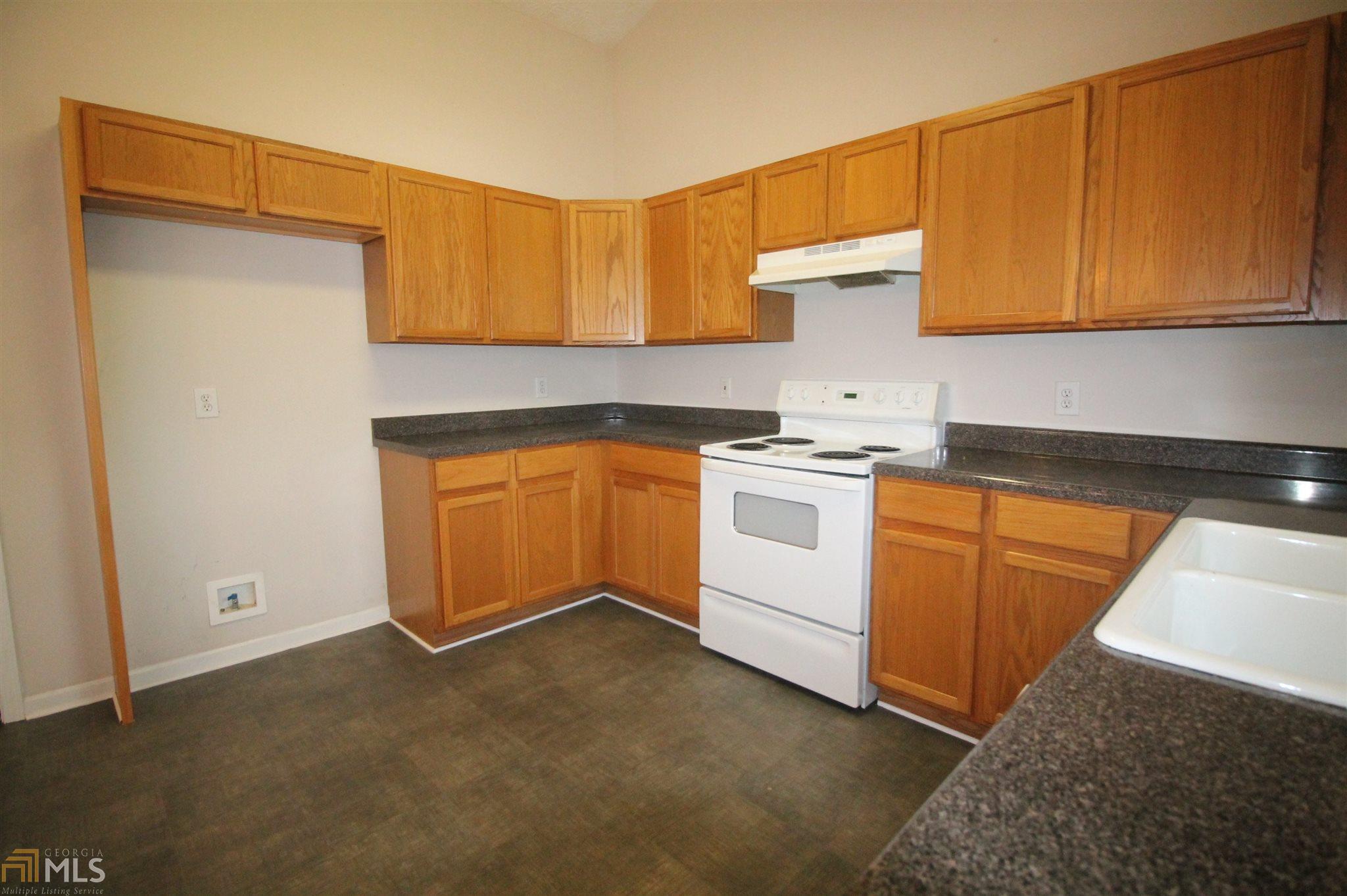 35 Valley View Dr, Covington, GA 30016 photo 10