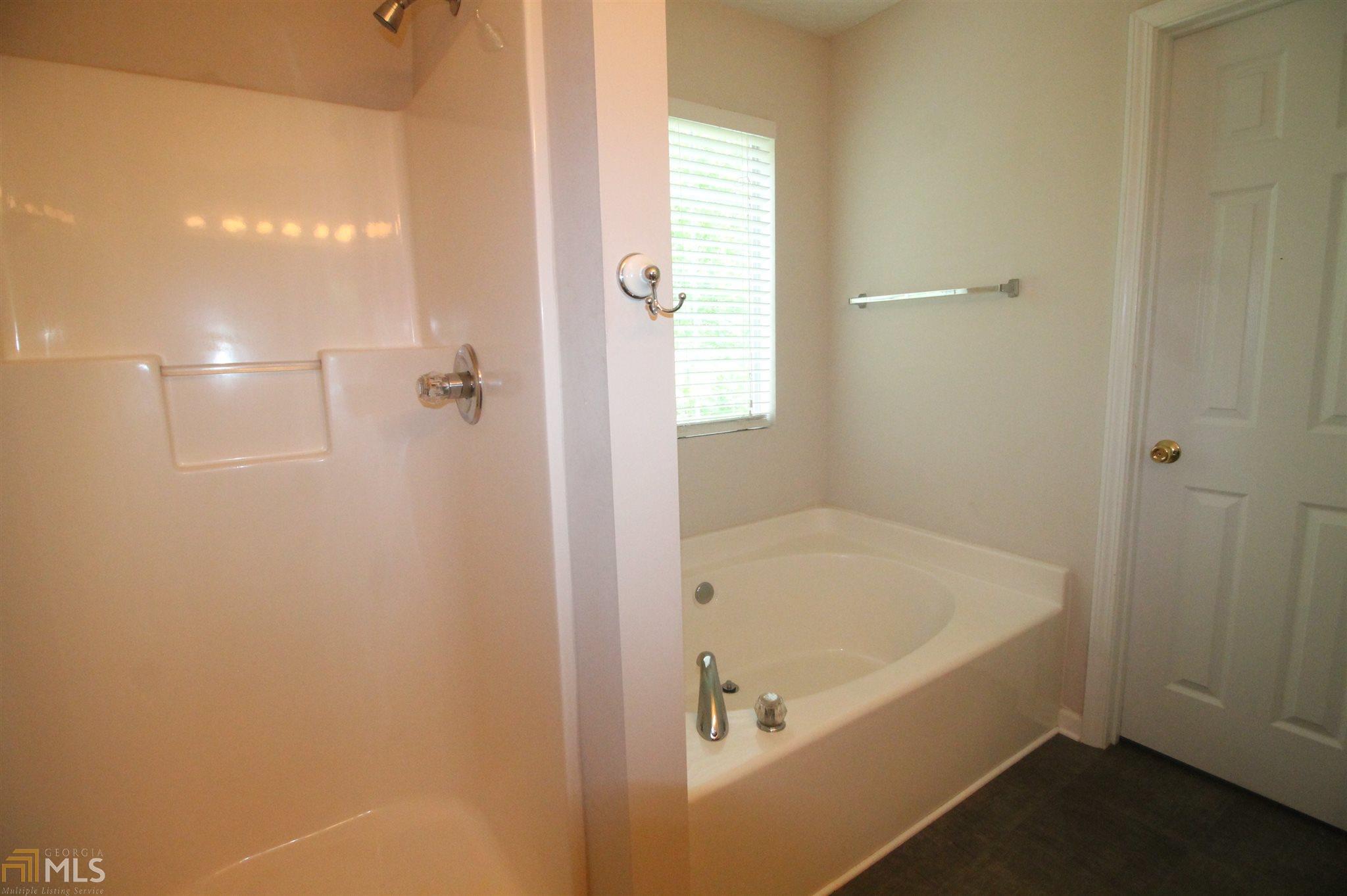 35 Valley View Dr, Covington, GA 30016 photo 13