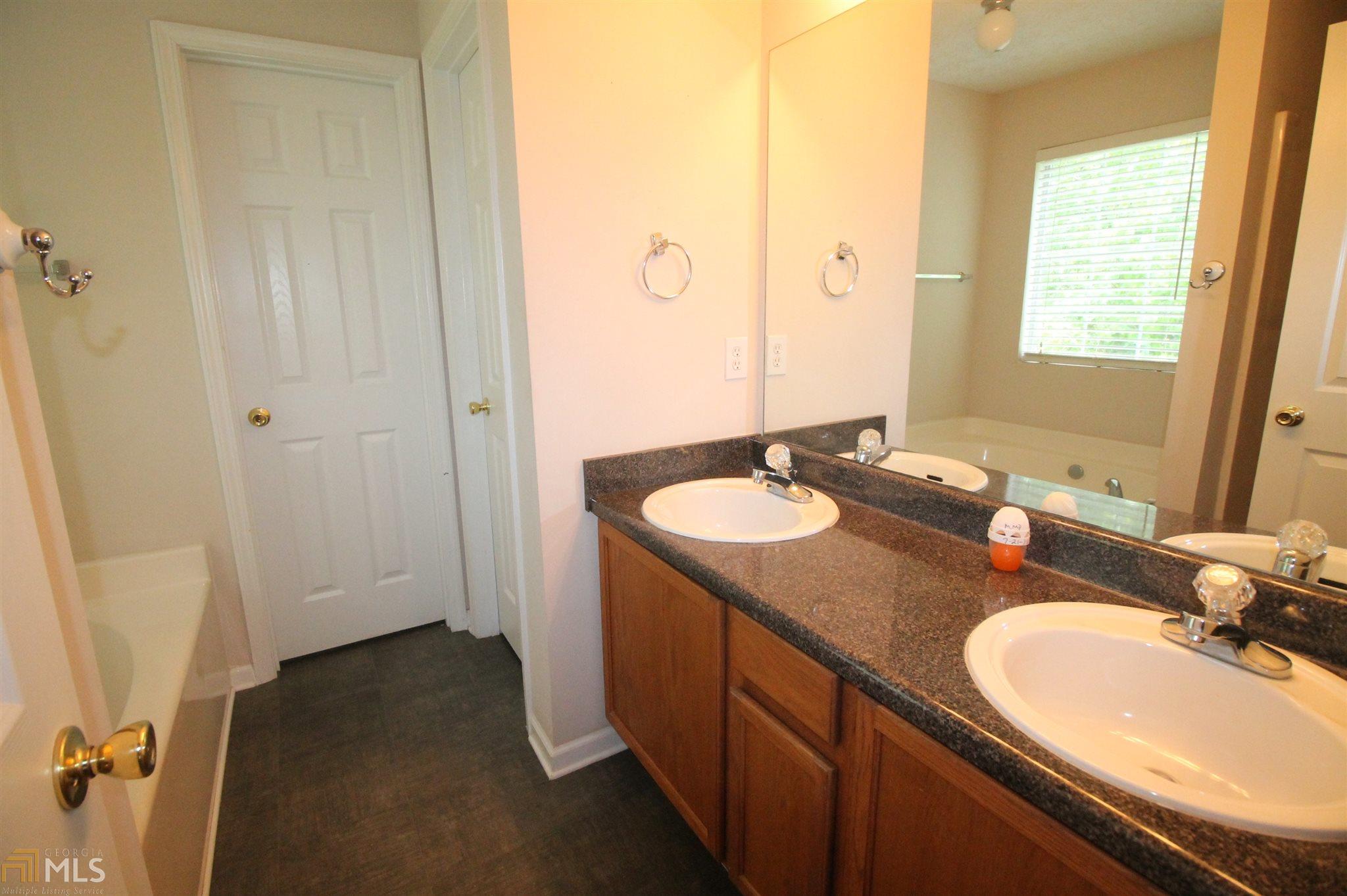 35 Valley View Dr, Covington, GA 30016 photo 14