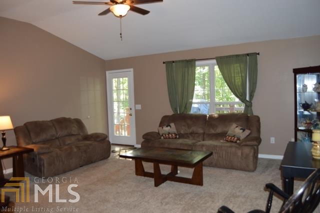 137 Bent Twig Dr, Cornelia, GA 30531 photo 4