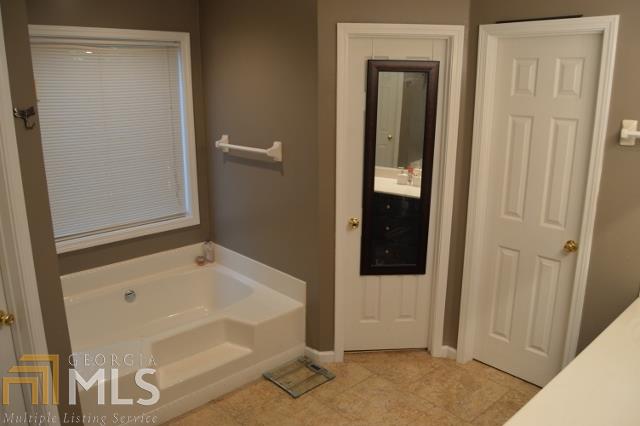 137 Bent Twig Dr, Cornelia, GA 30531 photo 6