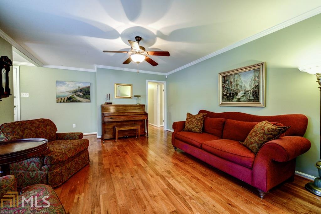 4039 Admiral Dr, Chamblee, GA 30341 photo 6