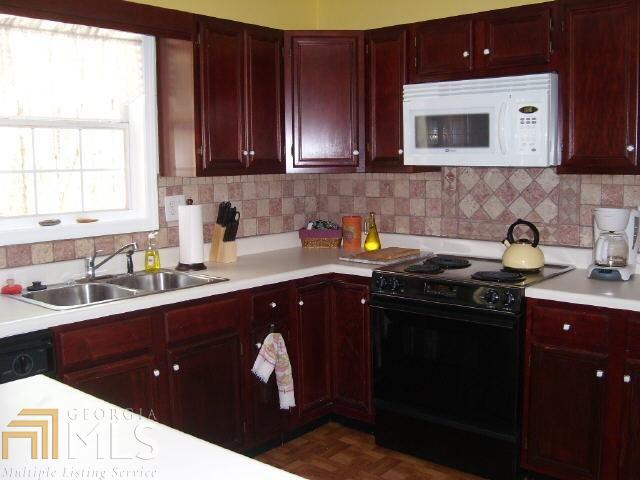 101 Independence Ct, Lagrange, GA 30240 photo 2