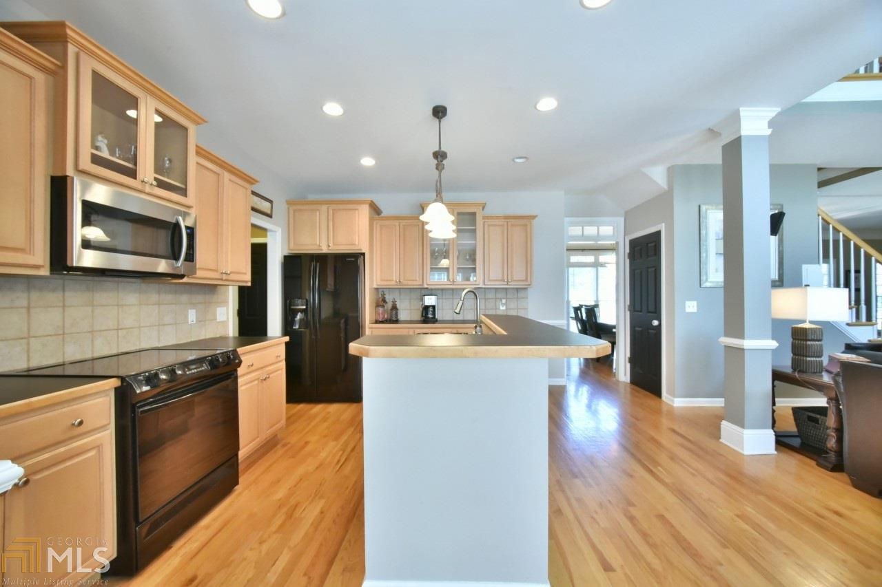 8725 Forest Path Dr, Gainesville, GA 30506 photo 14