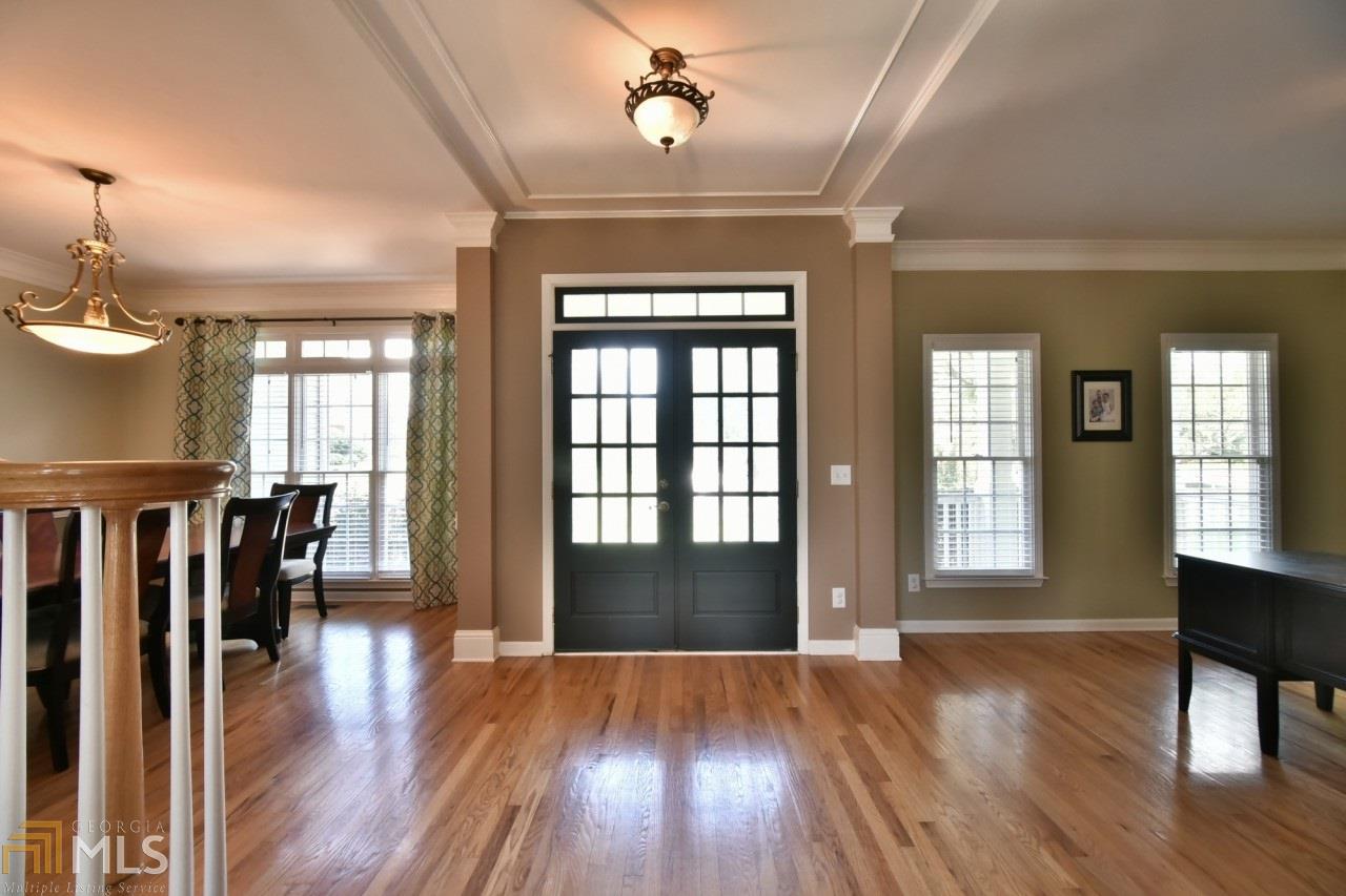8725 Forest Path Dr, Gainesville, GA 30506 photo 3