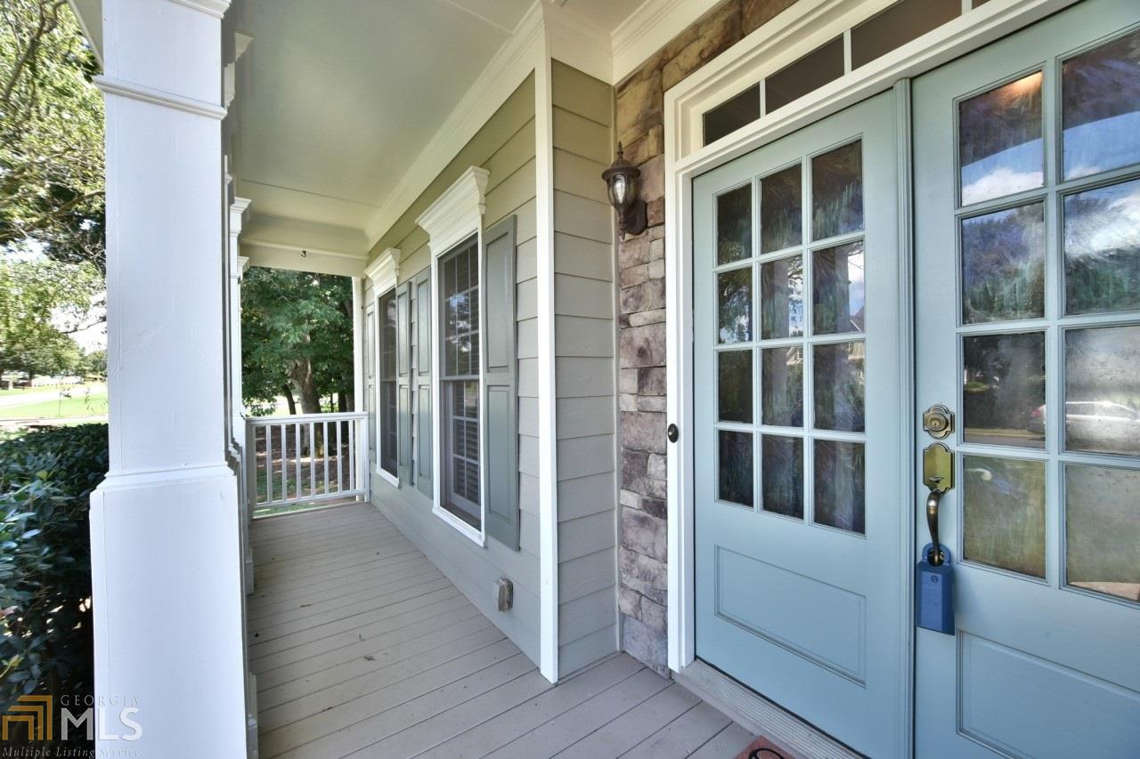 8725 Forest Path Dr, Gainesville, GA 30506 photo 2