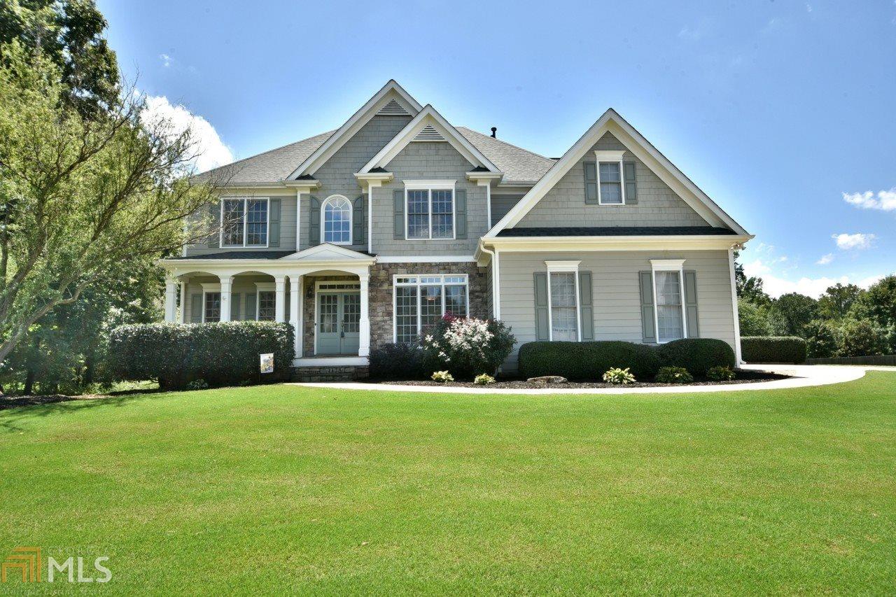 8725 Forest Path Dr, Gainesville, GA 30506 photo 1