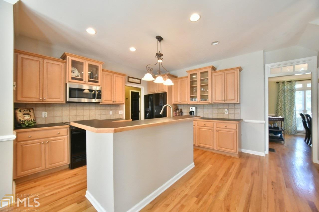 8725 Forest Path Dr, Gainesville, GA 30506 photo 13