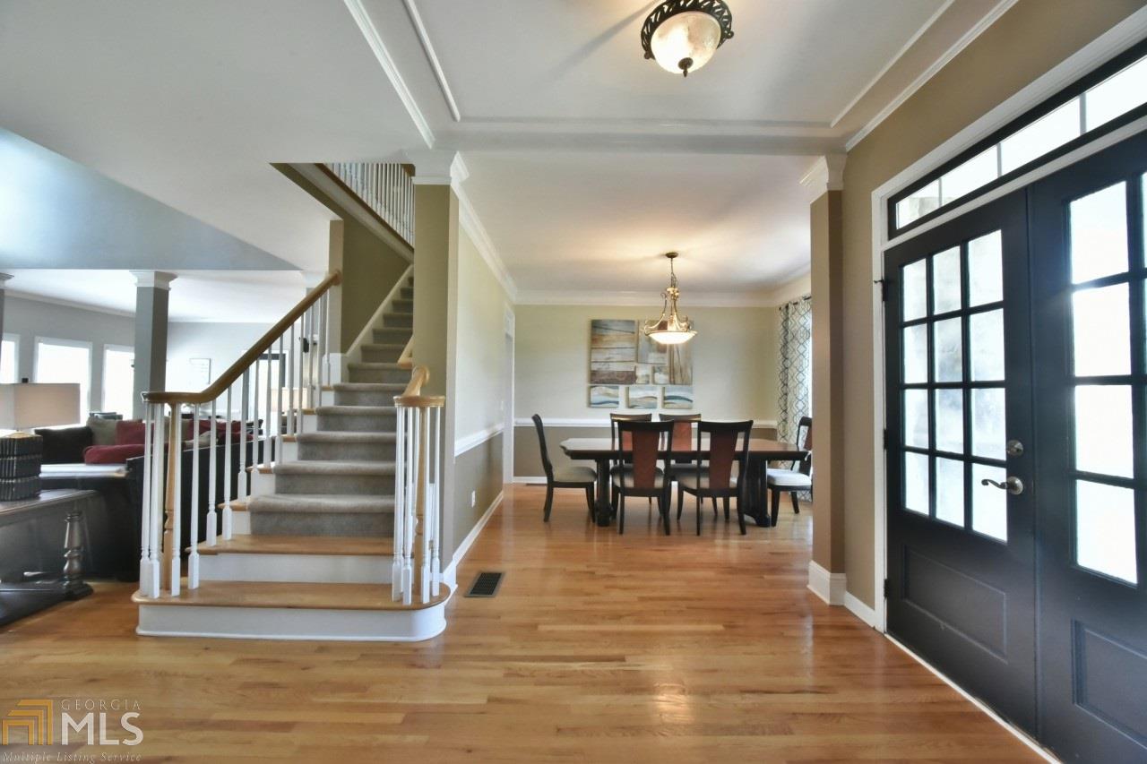 8725 Forest Path Dr, Gainesville, GA 30506 photo 4