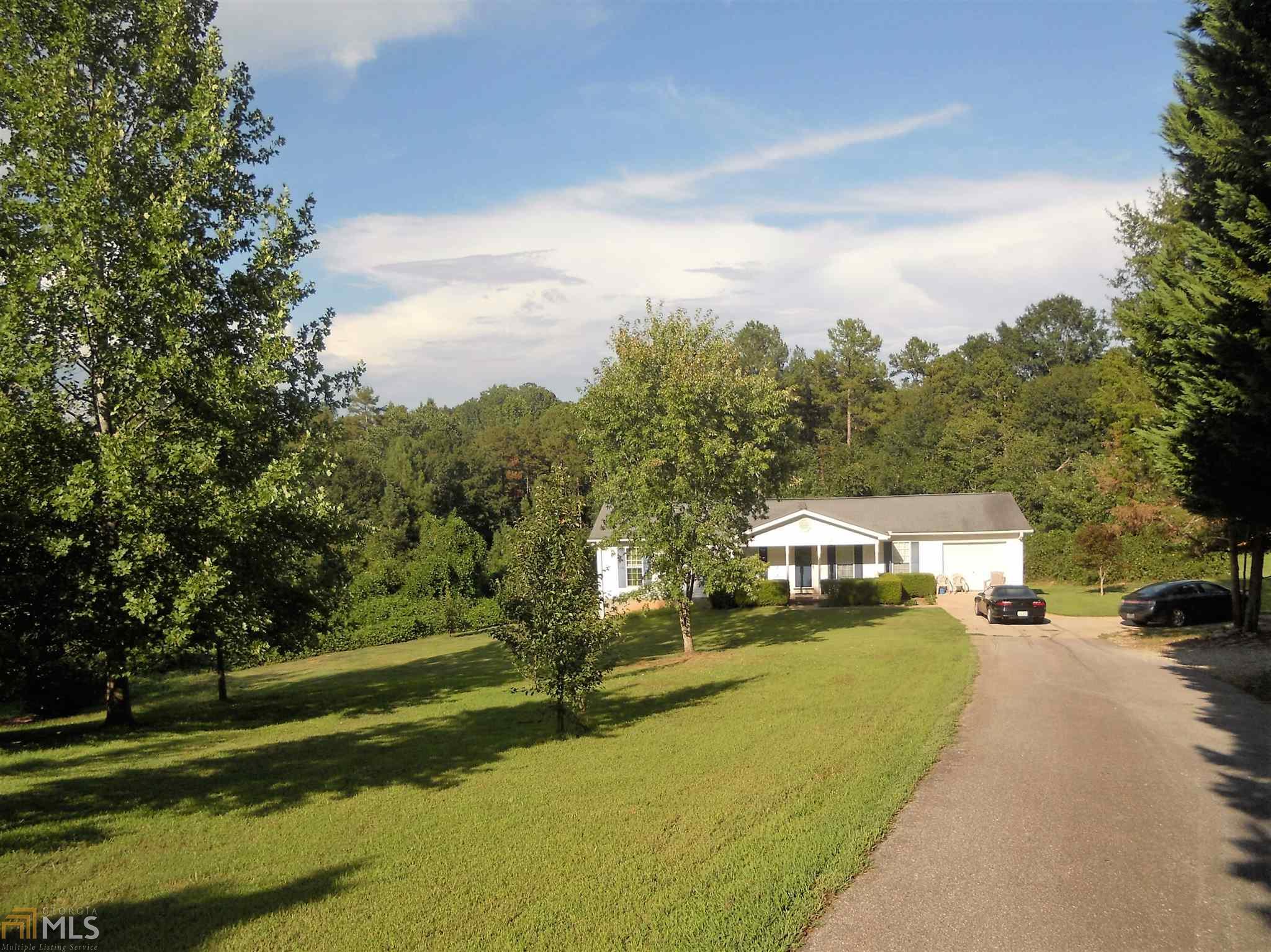 94 Cedar Ct, Toccoa, GA 30577 photo 2