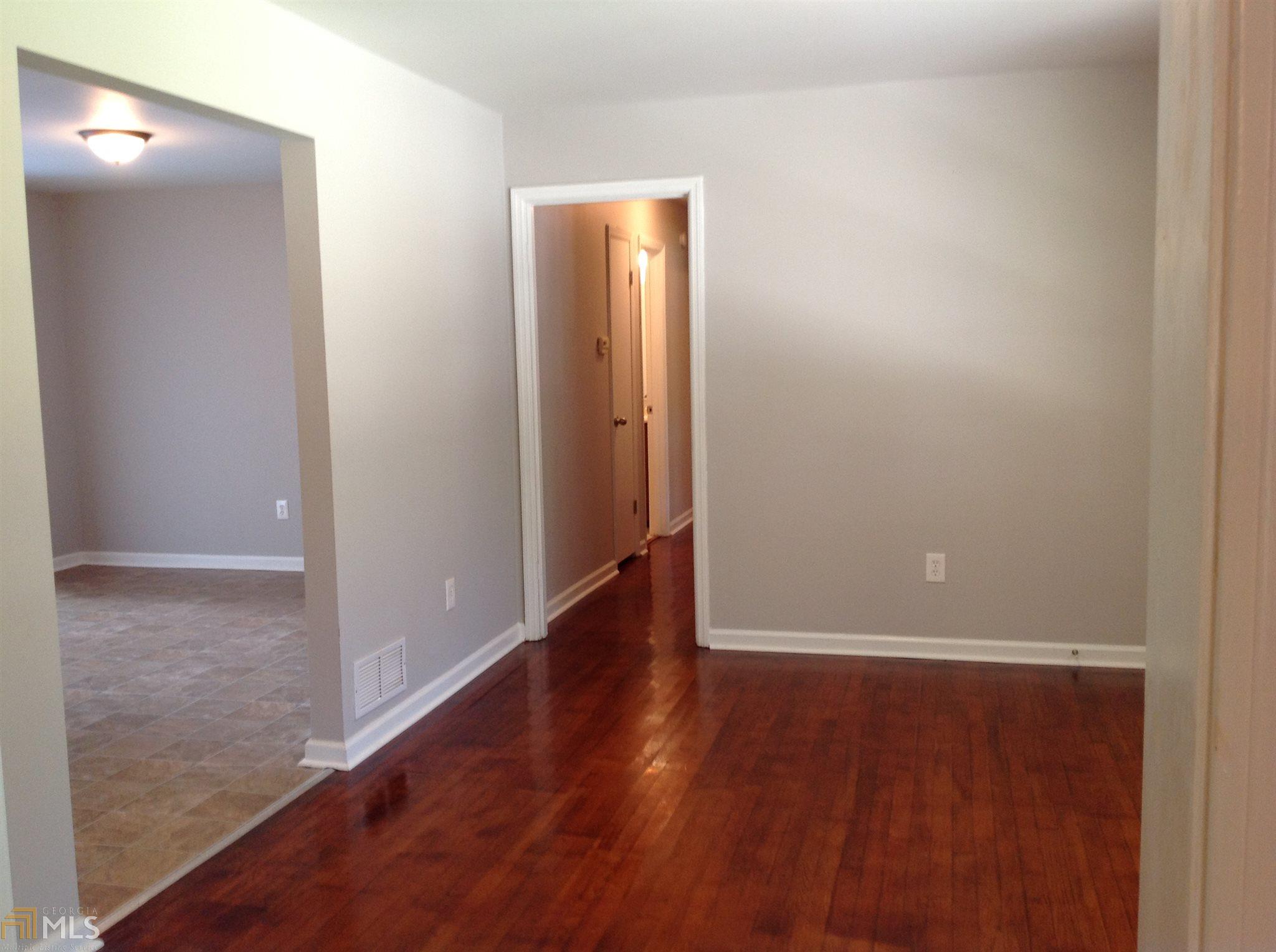 1227 Dove Ct, Morrow, GA 30260 photo 2