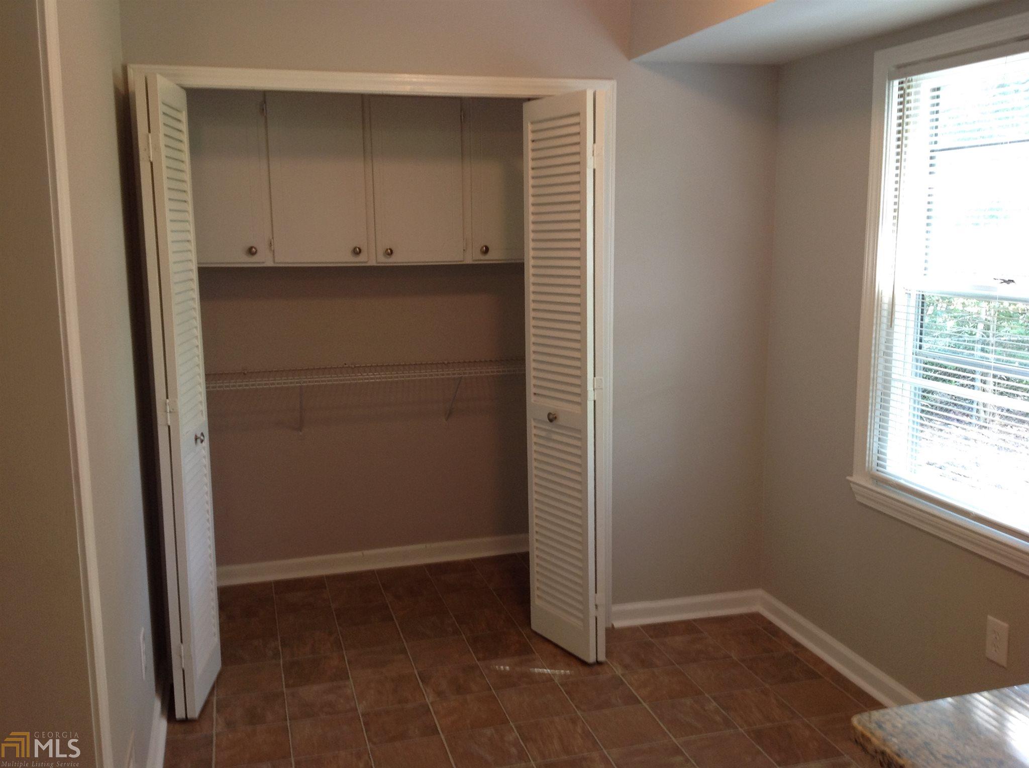 1227 Dove Ct, Morrow, GA 30260 photo 7