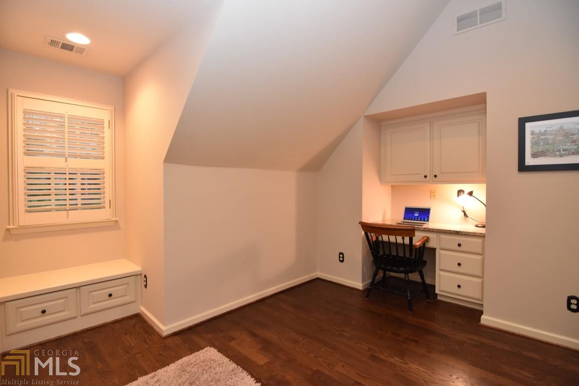 9035 Coventry Pt, Suwanee, GA 30024 photo 16
